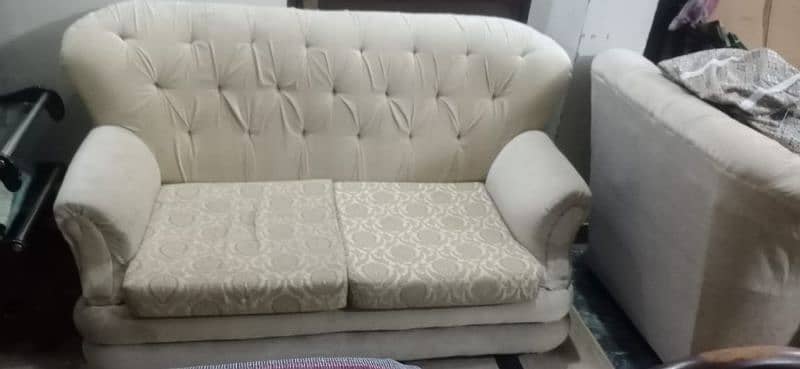 5 year used sofa set for sale in reason able price 4