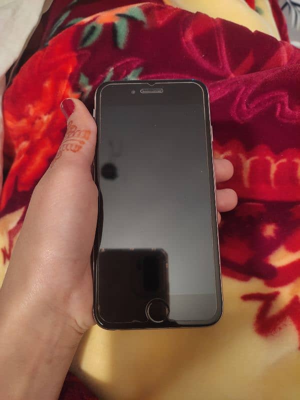 iphone 6 /16/Gb Non pta  overall ok ha sab 5