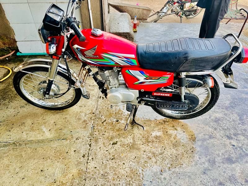 Honda 125 22/23 Model 2