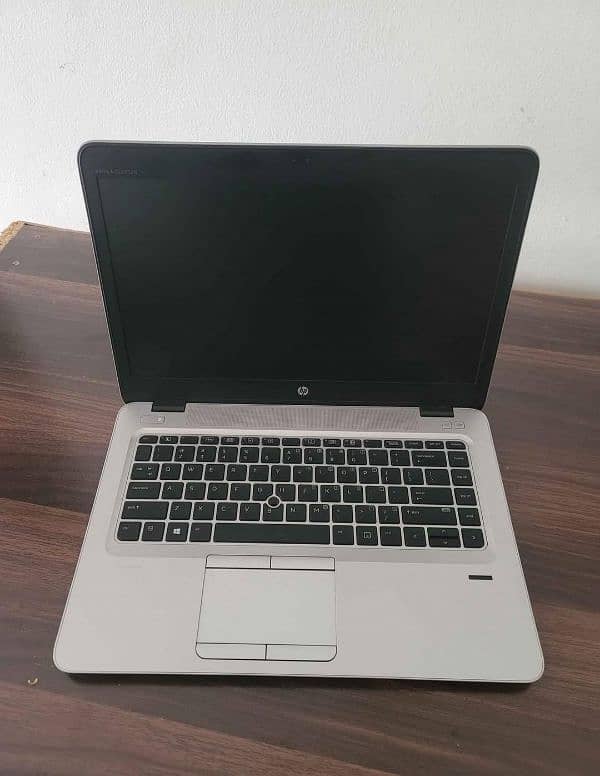 HP EliteBook 840 G3 touch Screen 4