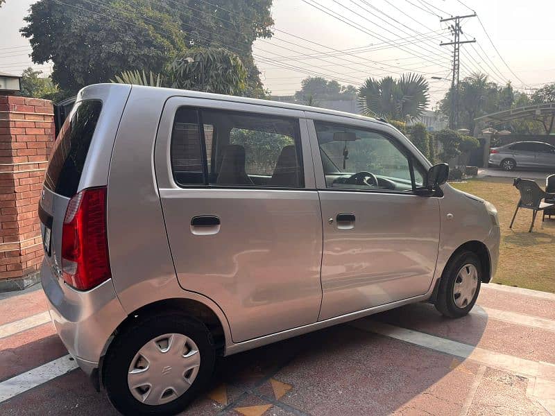 Suzuki Wagon R 2018 4