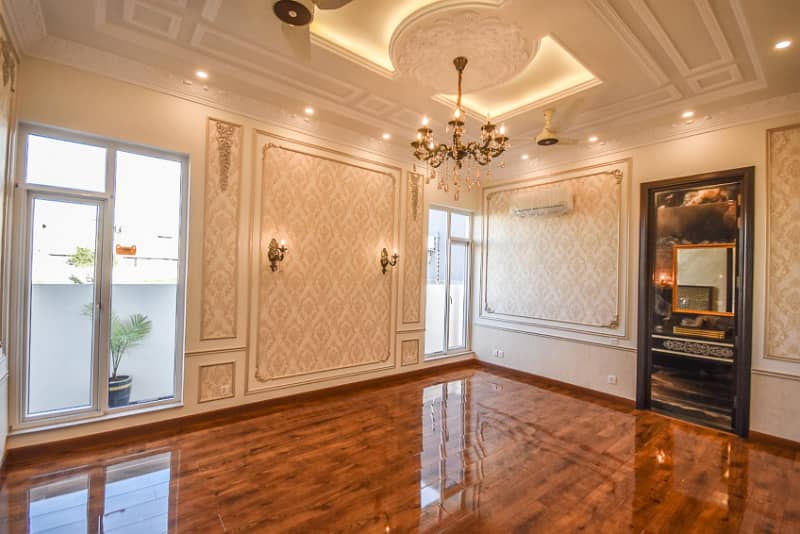 Italian Style One Kanal Gorgeous Bungalow Situated AT Most Prime Location Near Big Park 22