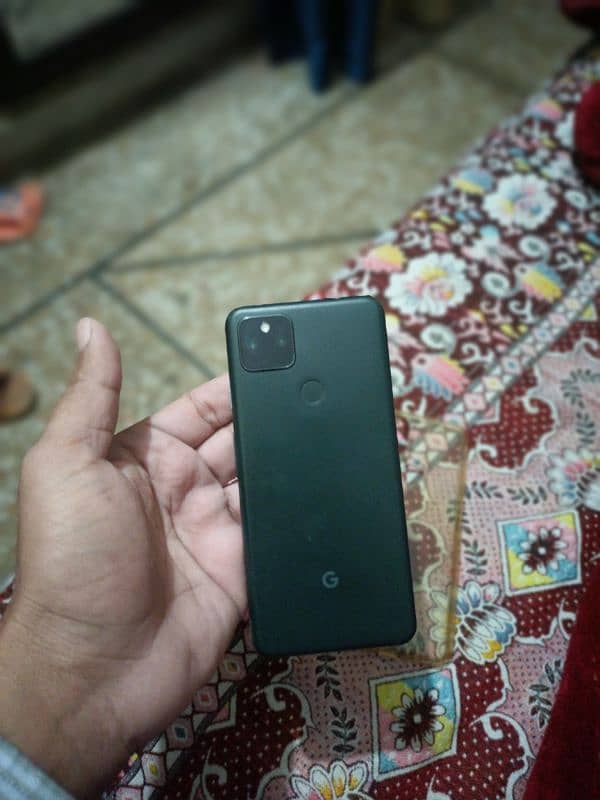 Google pixel 5a 5g 6/128 gb (panel not working) 3