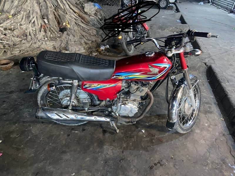 honda 125 model 18 all ok 0