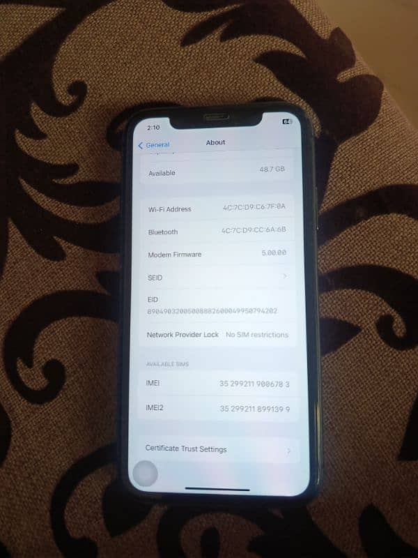 I phone 11 64gb NON PTA JV 5