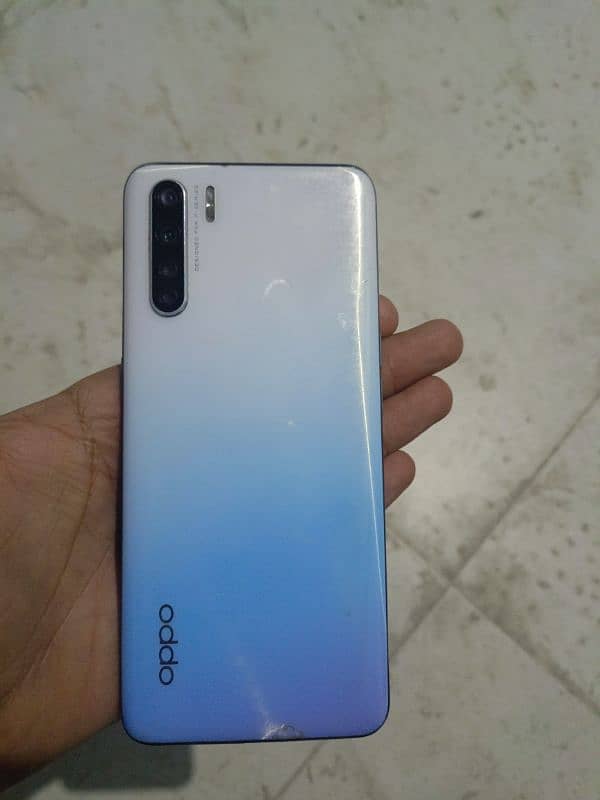 oppo f15 8/256 2