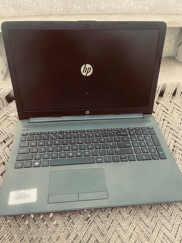 Hp Athlone silver 3050u Gaming Graphics card Laptop 8