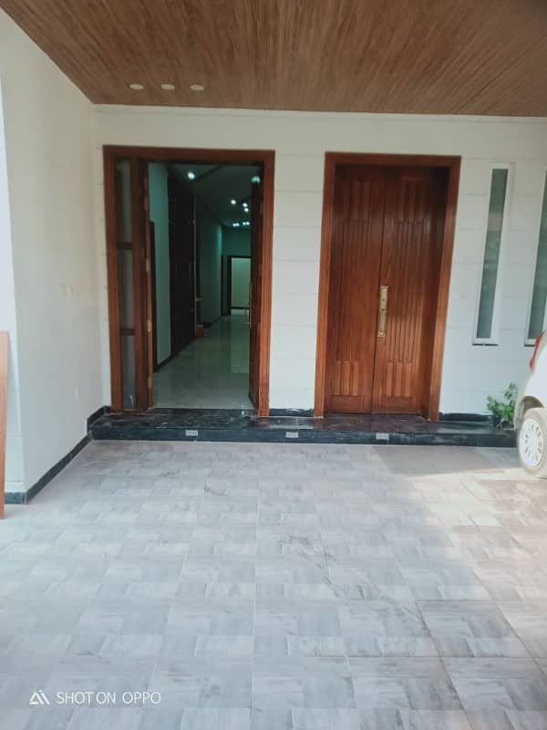 1 kinal Like Brand New Ground Portion Available For Rent in G13 0