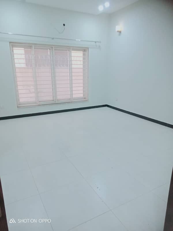 1 kinal Like Brand New Ground Portion Available For Rent in G13 15