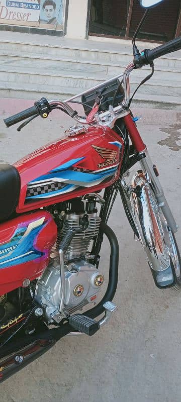 Honda 125 Urgent Sale Zero metre Condition 6