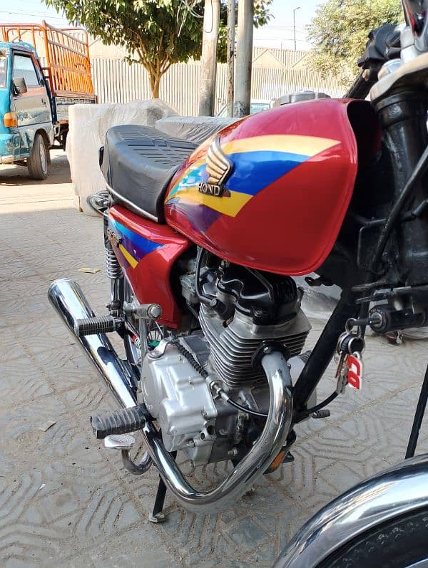 125 Honda bike Good condition 1