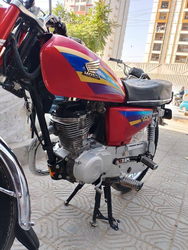 125 Honda bike Good condition 13