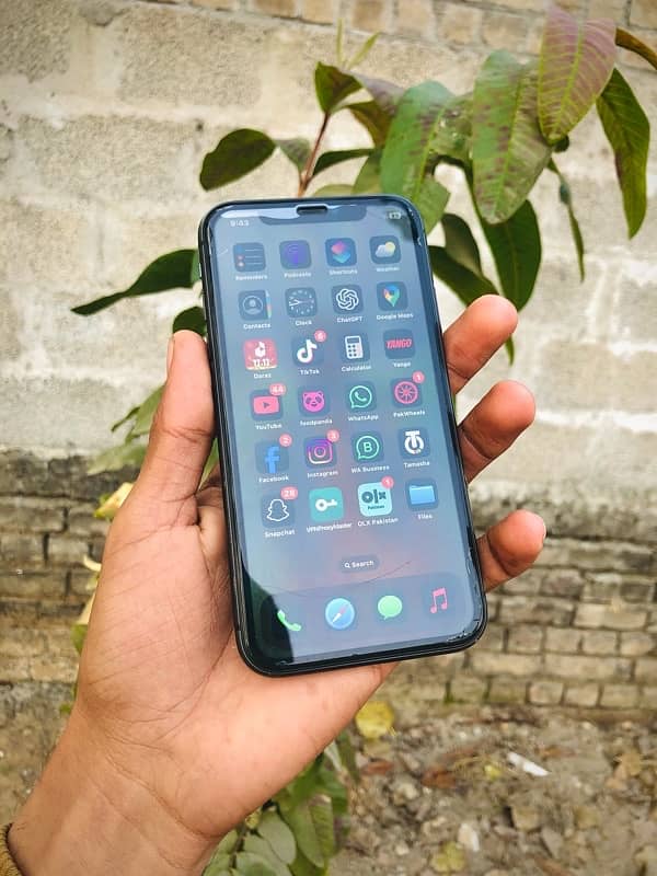 iPhone 11 Non Pta 64 Gb Waterpack 1