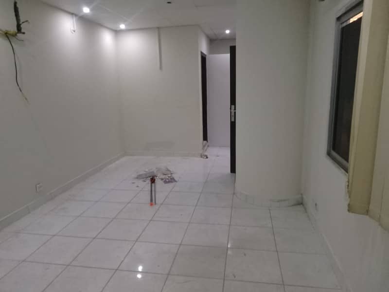 Area 290 Sq Ft Corporate Office Available For Rent On Reasonable Rent Gulberg 3 Lahore 0