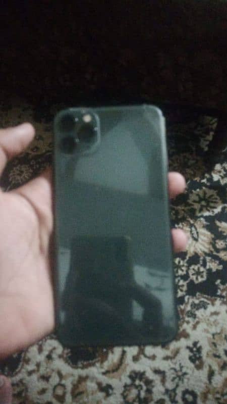 Iphone 11 pro max  all ok with box and charger contact me 0300-4820149 5