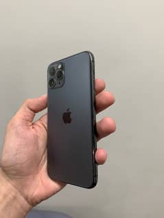 iphone 11 pro 256gb (read add)