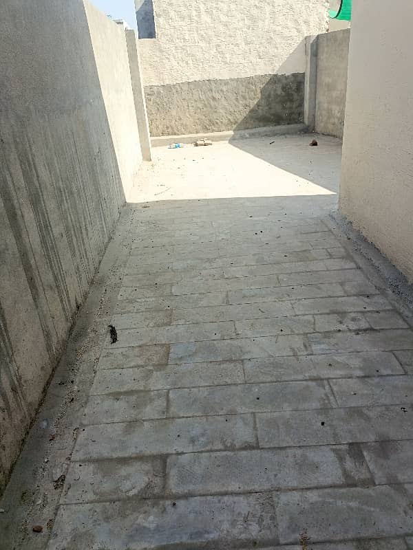 2.5 MARLA Brand New Beautiful House In Prime Location Samanabad 23