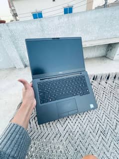 Dell Latitude 7300 • Core i7 8th Gen • Touch Screen • 8/256