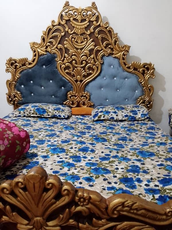 king size bed set urgent sale 0