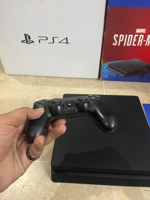 ps4 slim sealed 3