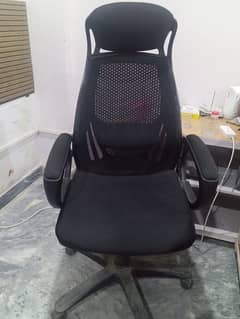 02 Boss Original Executive Chairs