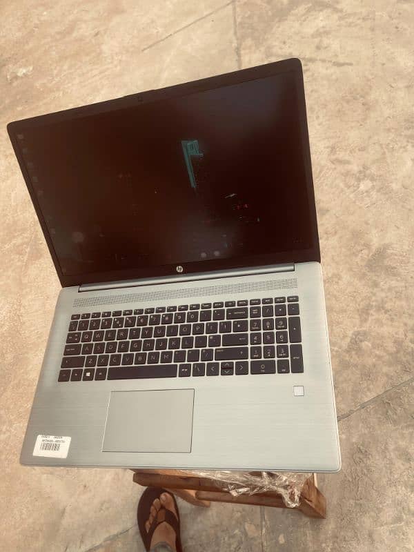 HP Notebook 470 G8 - i5 11th Gen 1