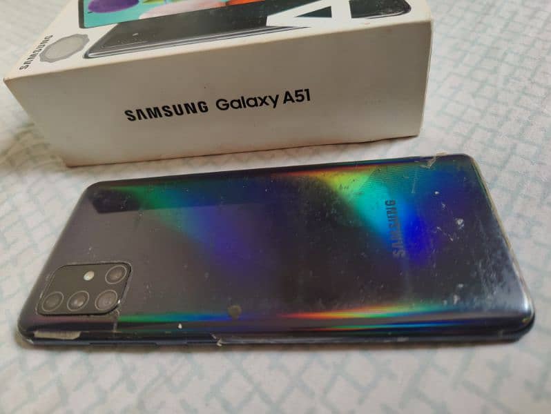 Samsung Galaxy A51 holographic black 3