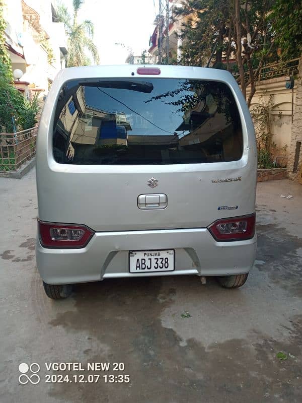 Suzuki Wagon R 2018 3