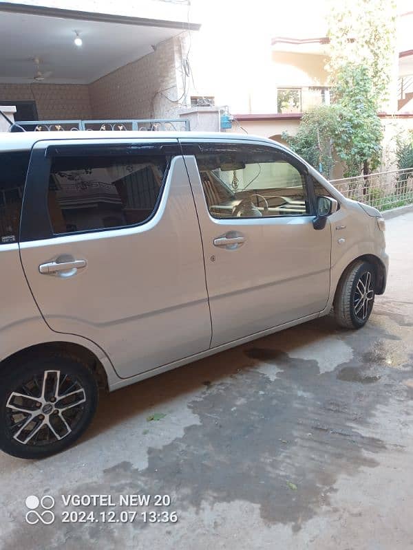 Suzuki Wagon R 2018 4