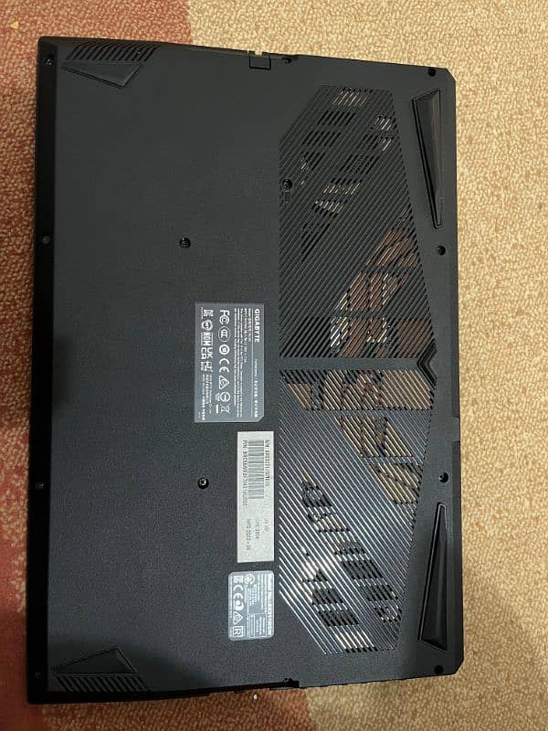 i5 12gen Gigabyte gaming laptop,Nvidia GeForce RTX 4050 6