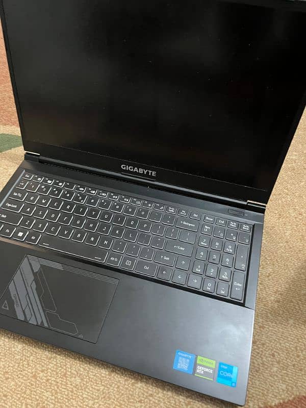 i5 12gen Gigabyte gaming laptop,Nvidia GeForce RTX 4050 10