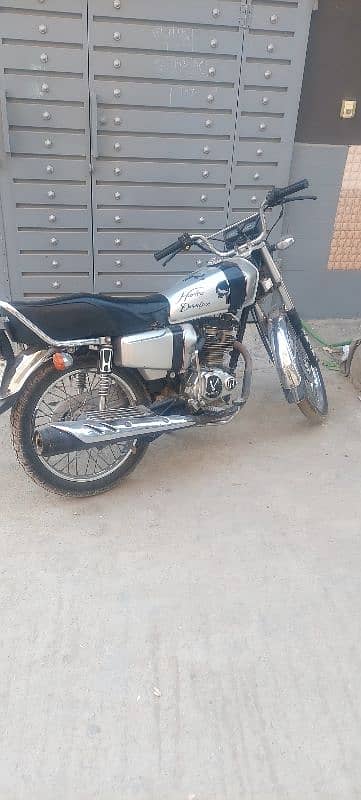 HONDA 125 Model 2016 With Double Samaan For Sale 1