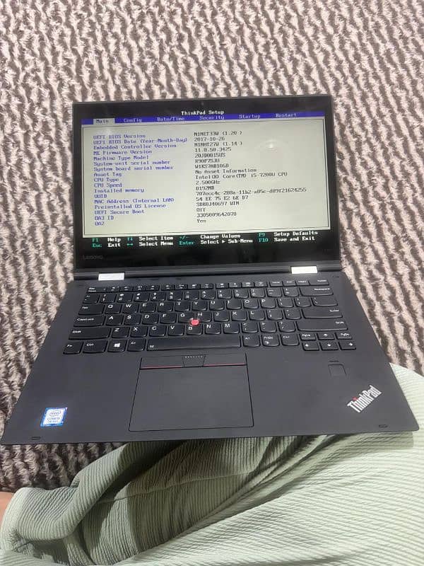 Lenovo Thinkpad X1 yoga Ci5-7th gen touch x360 fhd display 0