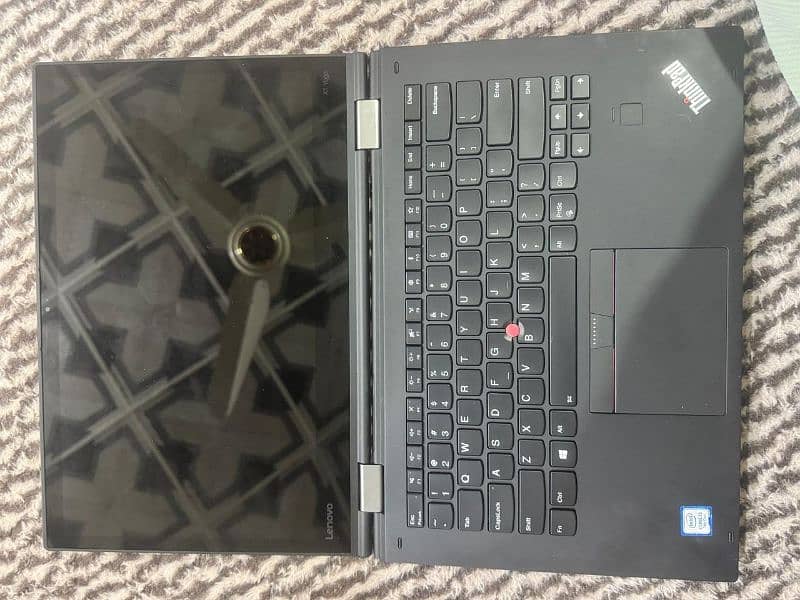 Lenovo Thinkpad X1 yoga Ci5-7th gen touch x360 fhd display 5