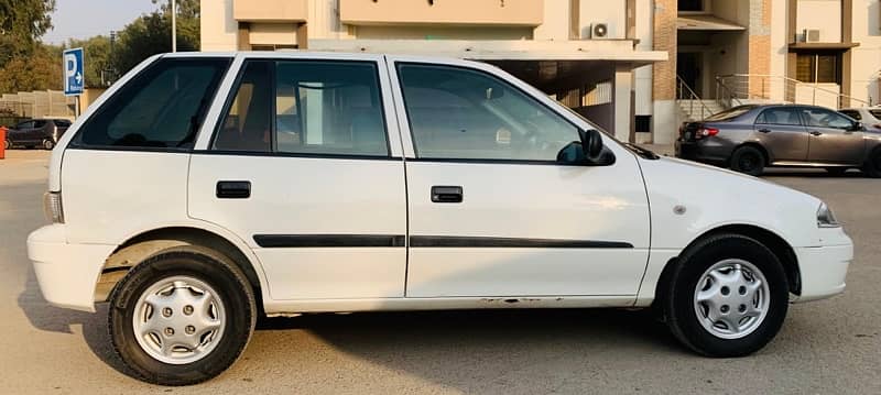 Suzuki Cultus 2013 1