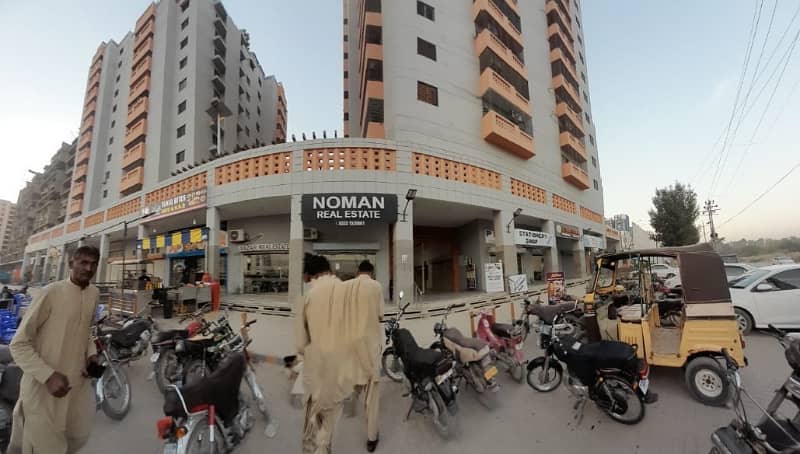 Grey Noor Tower & Shopping Mall, Scheme 33, Karachi, Sindh 2