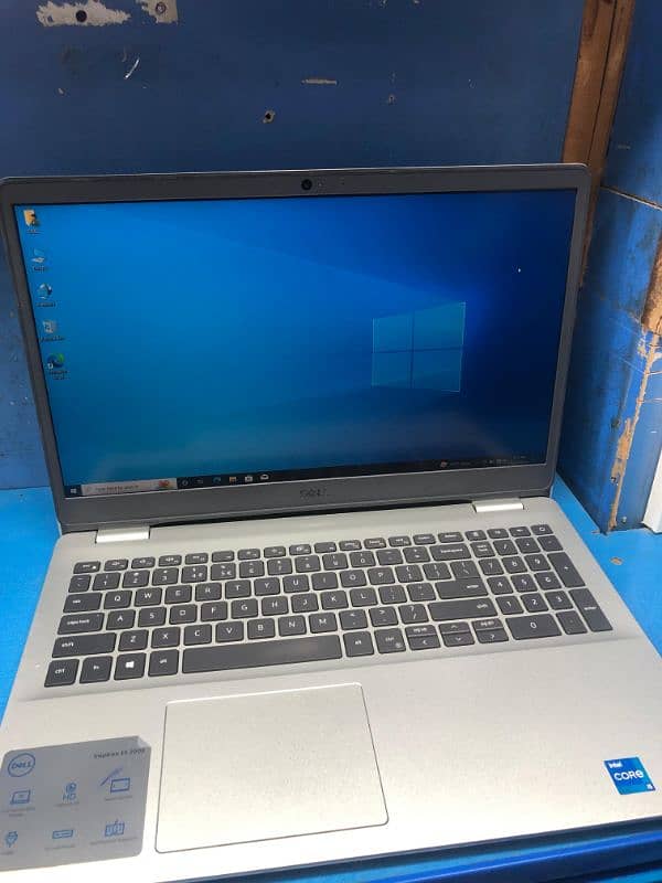 DELL INSPIRON 3501 5