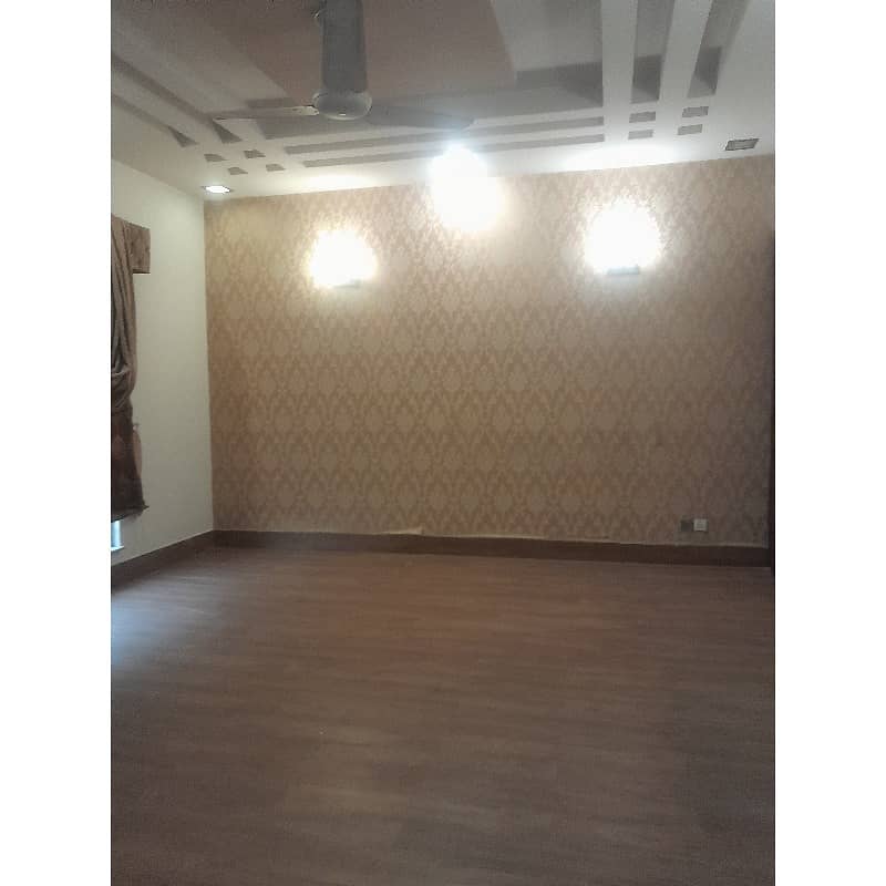 1 Kanal Lower Portion For Rent New Type Upper Portion Lock Pcsir Society Phase 2 7