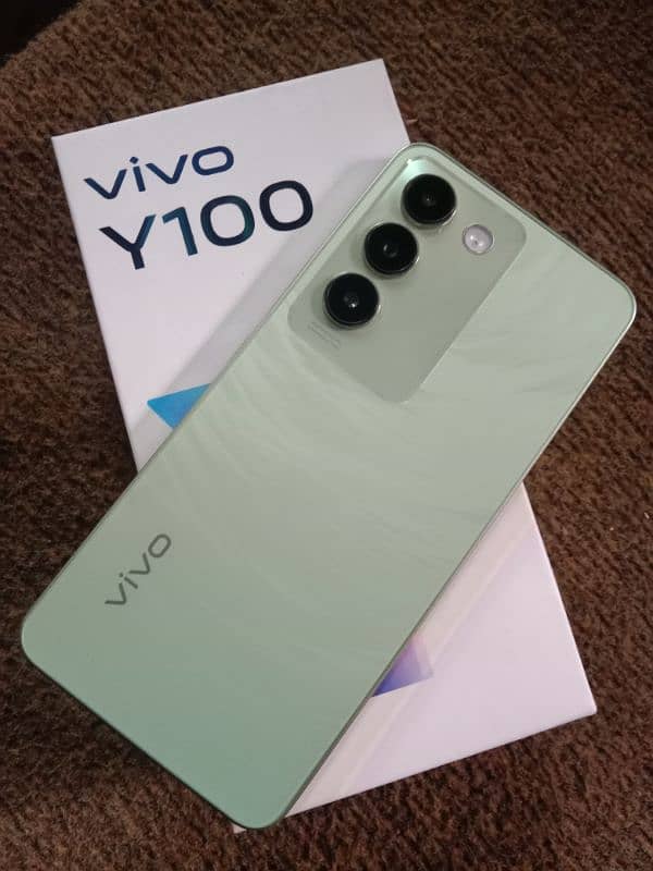 y100 vivo 2