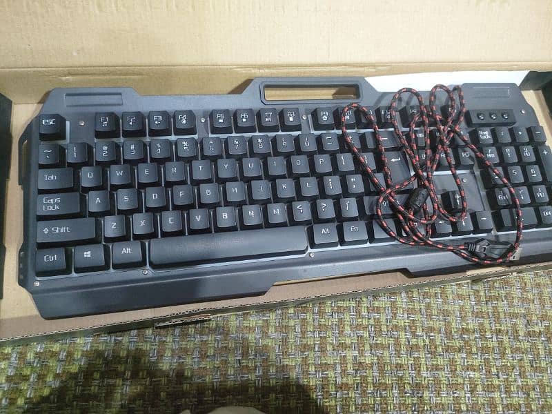 Gaming lightning keyboard 1