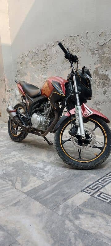 Yamaha cbr 150cc 6