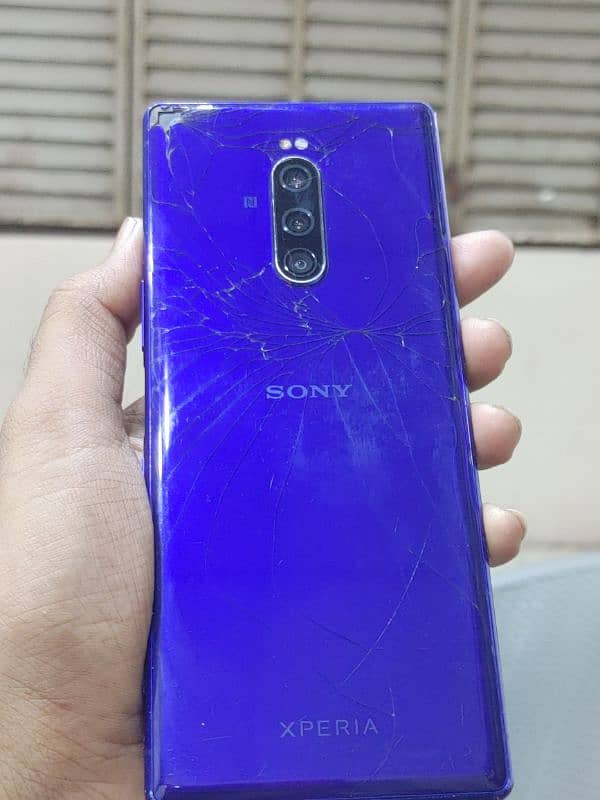 Sony Xperia 1 6/64 5