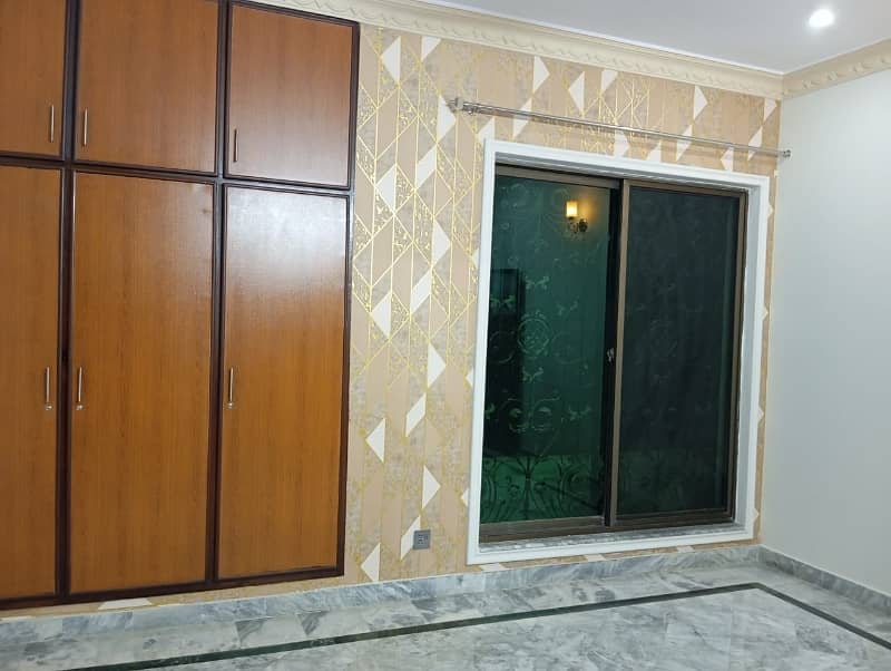 Highly-Desirable Upper Portion Available In Allama Iqbal Town For Rent 6