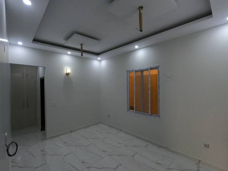 Spacious Prime Location Upper Portion Is Available In Federal B Area - Block 9 For rent 1