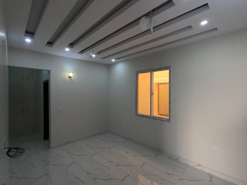 Spacious Prime Location Upper Portion Is Available In Federal B Area - Block 9 For rent 3