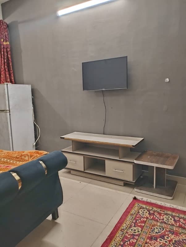 Fully Furnished apartment available for Rent in Prime location. 0317*7859*451 2