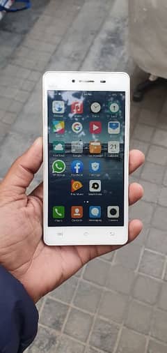 vivo y15a 4gb 64gb very good condition pta