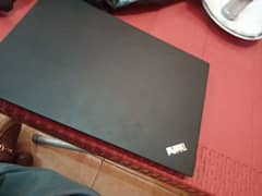 lenovo t470 corei7 7the gen 8GB/256GB ssd