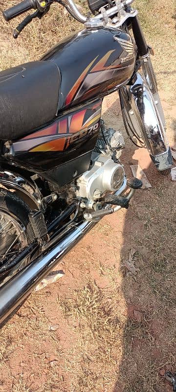 honda 70 2022 tottal pack in good condition 4