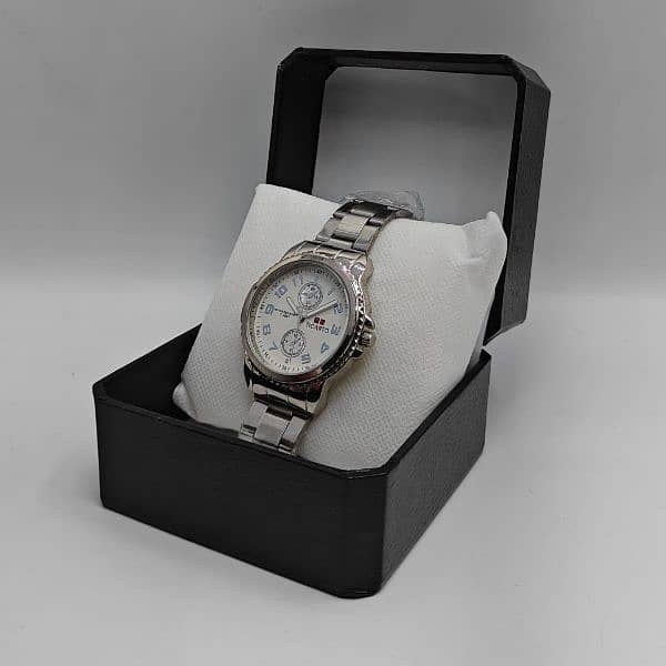 Premium stainless steel analog watch 1